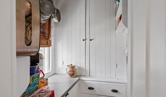 157 High St, Bristol, CT 06010