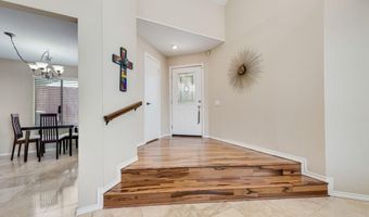 14826 Le Grande Dr, Addison, TX 75001