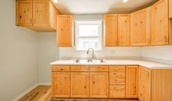 814 W 5th St, Anderson, IN 46016