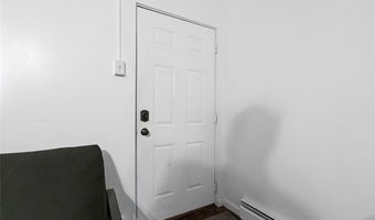 114 S 18th St, Airville, PA 15203