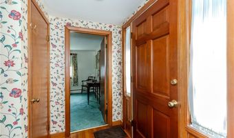 19 Longue Vue Ave, North Providence, RI 02904