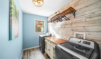 350 ASPEN Ct, Aurora, OH 44202