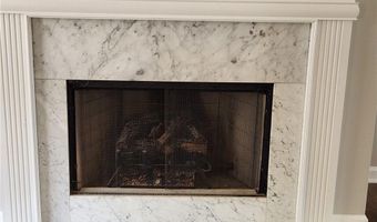70 Aberdeen Pl, Acworth, GA 30101