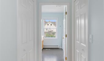 211 Oak St, Bath, ME 04530