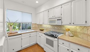 52 COTTAGE Ln, Aliso Viejo, CA 92656