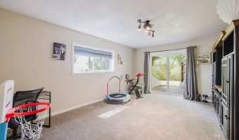 355 Skyline Dr, Elko, NV 89801
