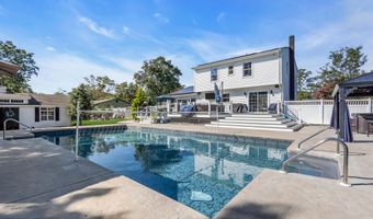 23 Pelican Dr, Bayville, NJ 08721