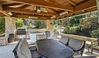 2927 Circle Dr, Escondido, CA 92029