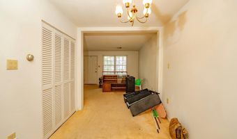 19 CLIPPER Ct, Atlantic City, NJ 08401