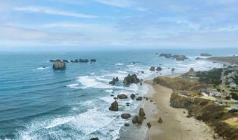 2485 BEACH LOOP Dr, Bandon, OR 97411