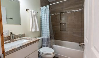 5919 Lake Rd W, Ashtabula, OH 44004