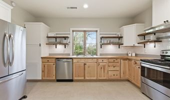 110 Planters Knl, Baldwin, GA 30511