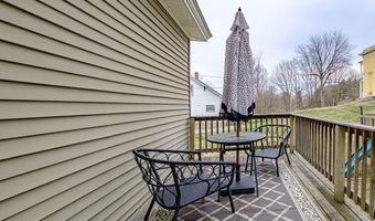 454 Court St, Auburn, ME 04210