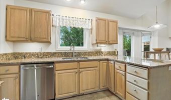 3345 Lake Park Cir, Anchorage, AK 99517