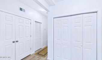 4 N Brighton Ave, Atlantic City, NJ 08401