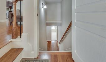 9005 Woodland Trl, Alpharetta, GA 30009
