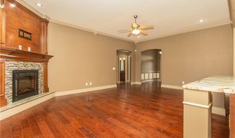 3800 SW Hollowbrook St, Bentonville, AR 72713