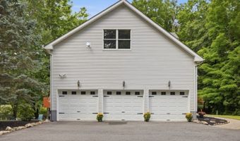 80 Skytop Rd, Andover, NJ 07860