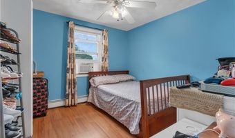 8 Gale Ct, North Providence, RI 02904