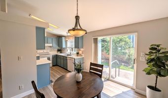 1188 NE 27th St 35, Bend, OR 97701