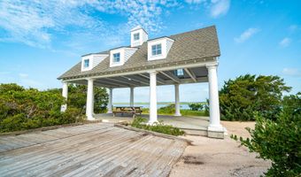 223 Sound Side Dr, Atlantic Beach, NC 28512