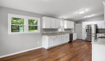 121 NE Hill Dr, Abingdon, VA 24210