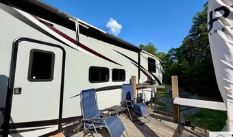 4265 Goosepoint Rd, Bassett, VA 24171