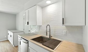 5014 Violet Ln, Madison, WI 53714