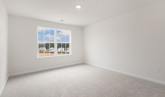 959 Misty Creek Dr, Aberdeen, NC 28315