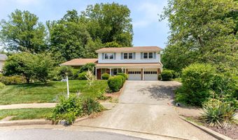8202 EXCALIBUR Ct, Annandale, VA 22003