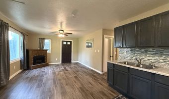 1469 Evergreen Ct, Adams, WI 53910