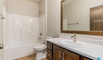 2312 E Brek St, Brandon, SD 57005