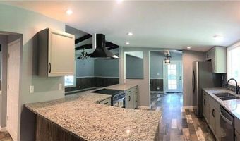 1240 N Main St, Altura, MN 55910