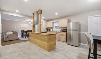 2130 Driftwood Dr, Biloxi, MS 39531