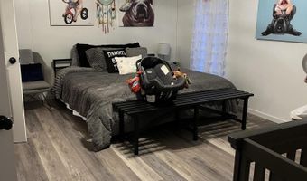 18611 Farm Road 2107, Aurora, MO 65605