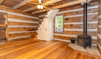 15791 Willow Creek Rd, Athens, OH 45701