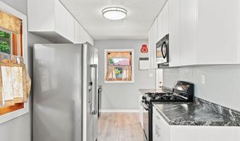959 North St, Anoka, MN 55303