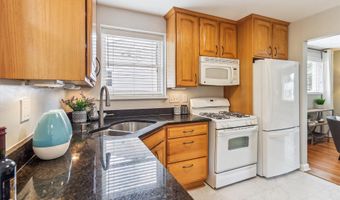 1910 ROCKLAND Ave, Rockville, MD 20851