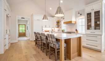 7314 Schoolhouse Dr SE, Ada, MI 49301