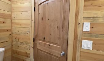 391 Champs Rd, Bonners Ferry, ID 83805