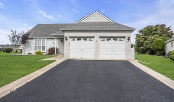 6 Snowdon Ct, Toms River, NJ 08757