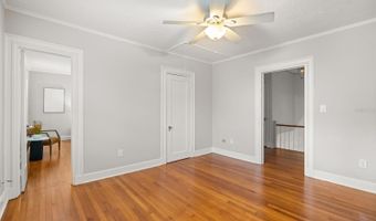 732 EDGEWATER Dr, Orlando, FL 32804