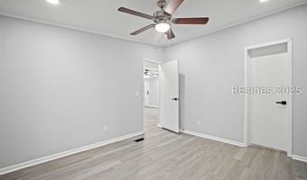 137 Winsor Rd, Beaufort, SC 29906