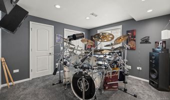 1600 Creeks Crossing Dr, Algonquin, IL 60102