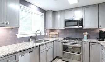 135 Amherst St 30, Amherst, NH 03031