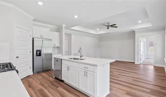 700 ASHETON Dr, Auburn, AL 36801
