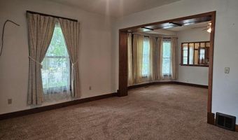 134 E Main St, Agency, IA 52530
