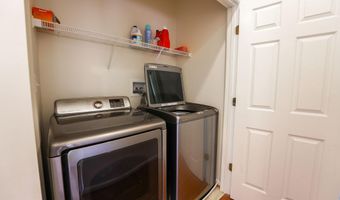 41863 CINNABAR Sq, Aldie, VA 20105