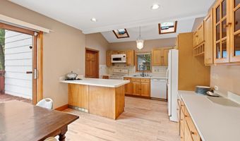 497 S Main St, Andover, MA 01810