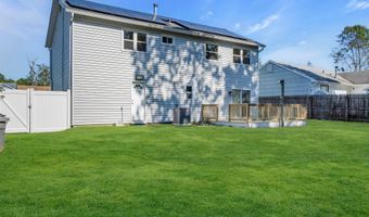 93 Windward Dr, Barnegat, NJ 08005